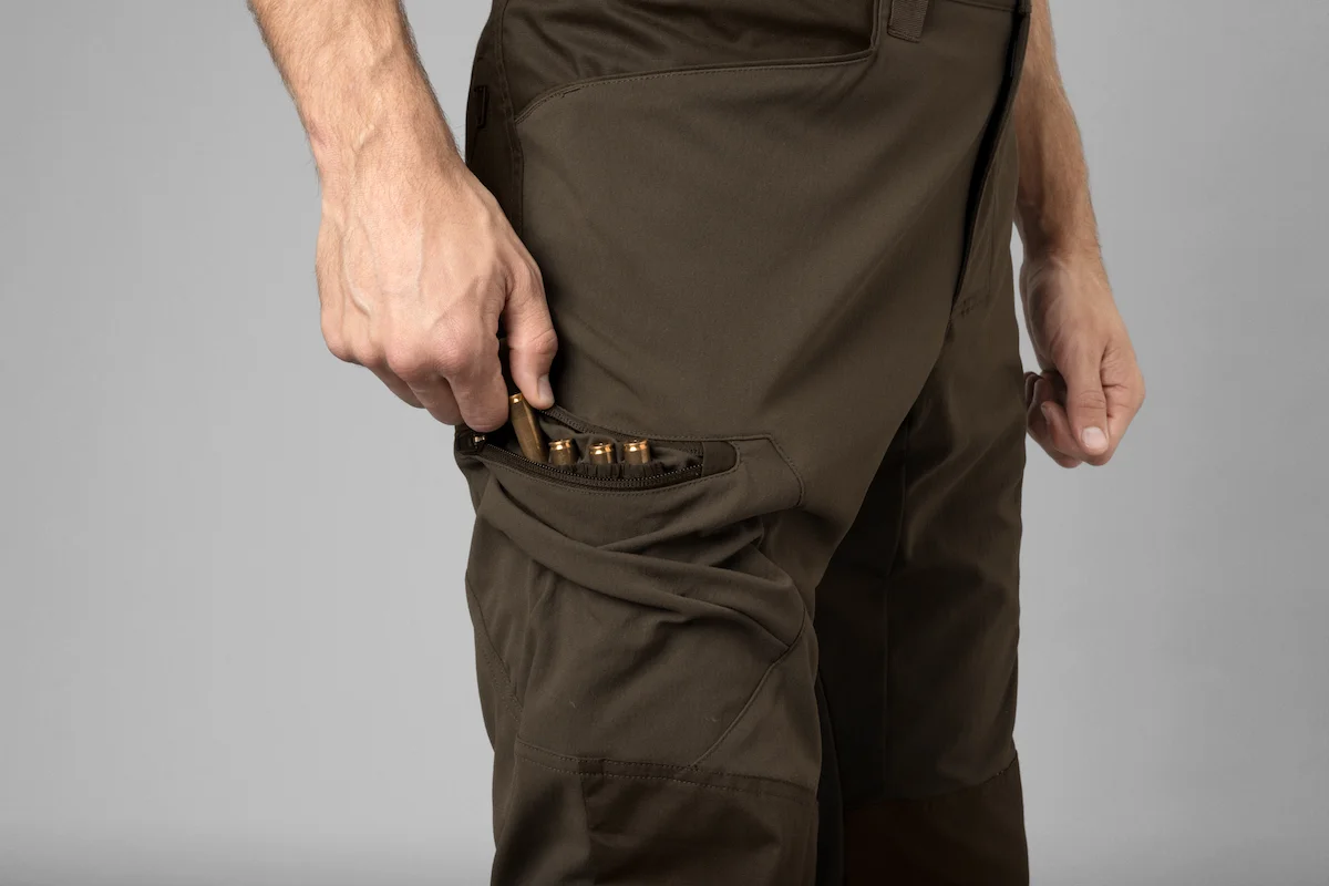 Ergonomia kieszeni i myśliwskie detale w modelu Ragnar